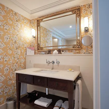 Grand Du - Relais & Chateaux Hotel Vevey