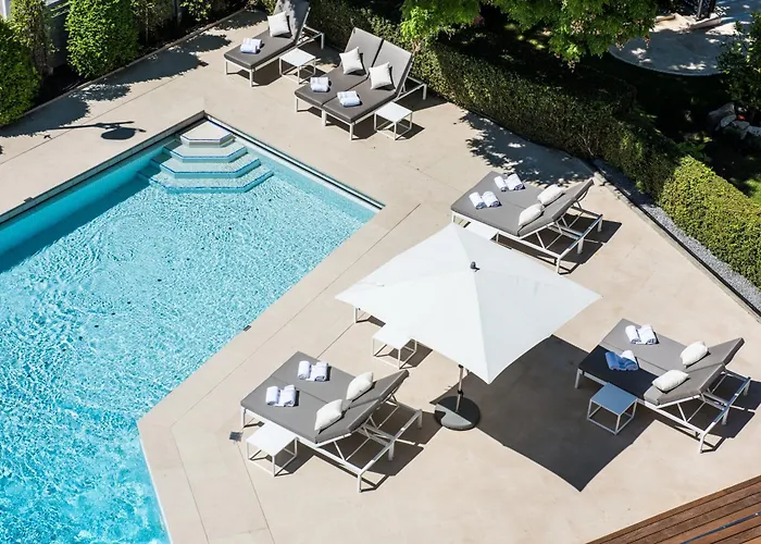 מלון Grand Du - Relais & Chateaux 5*