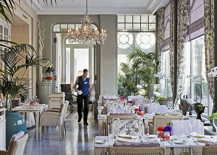 Grand Du - Relais & Chateaux Hotel Vevey